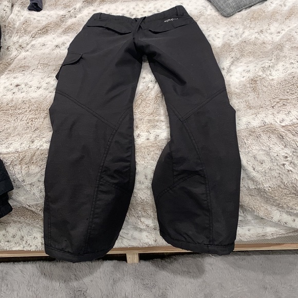 lightly worn black snow pants - Picture 2 of 3